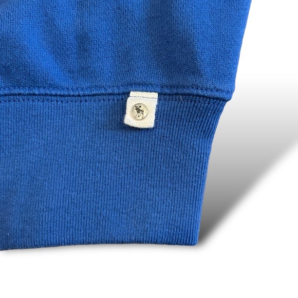 Abercrombie & Fitch sweater - Picture 7 of 7